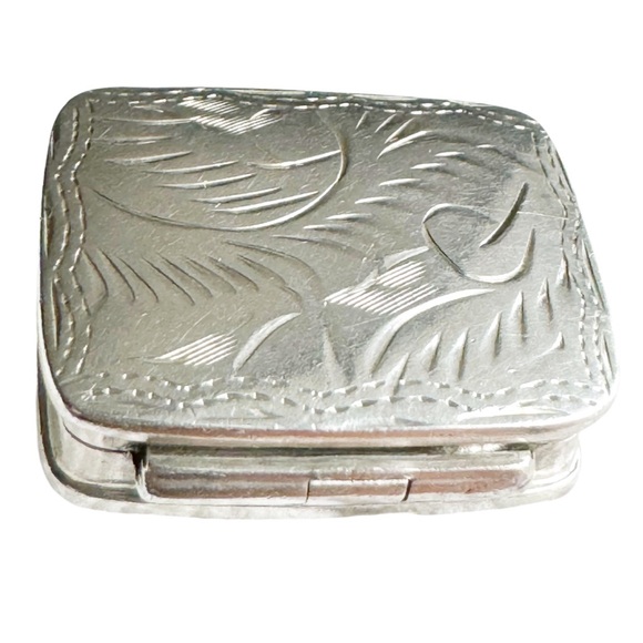 Silver Engraved Hinged Box - Picture 7 of 16